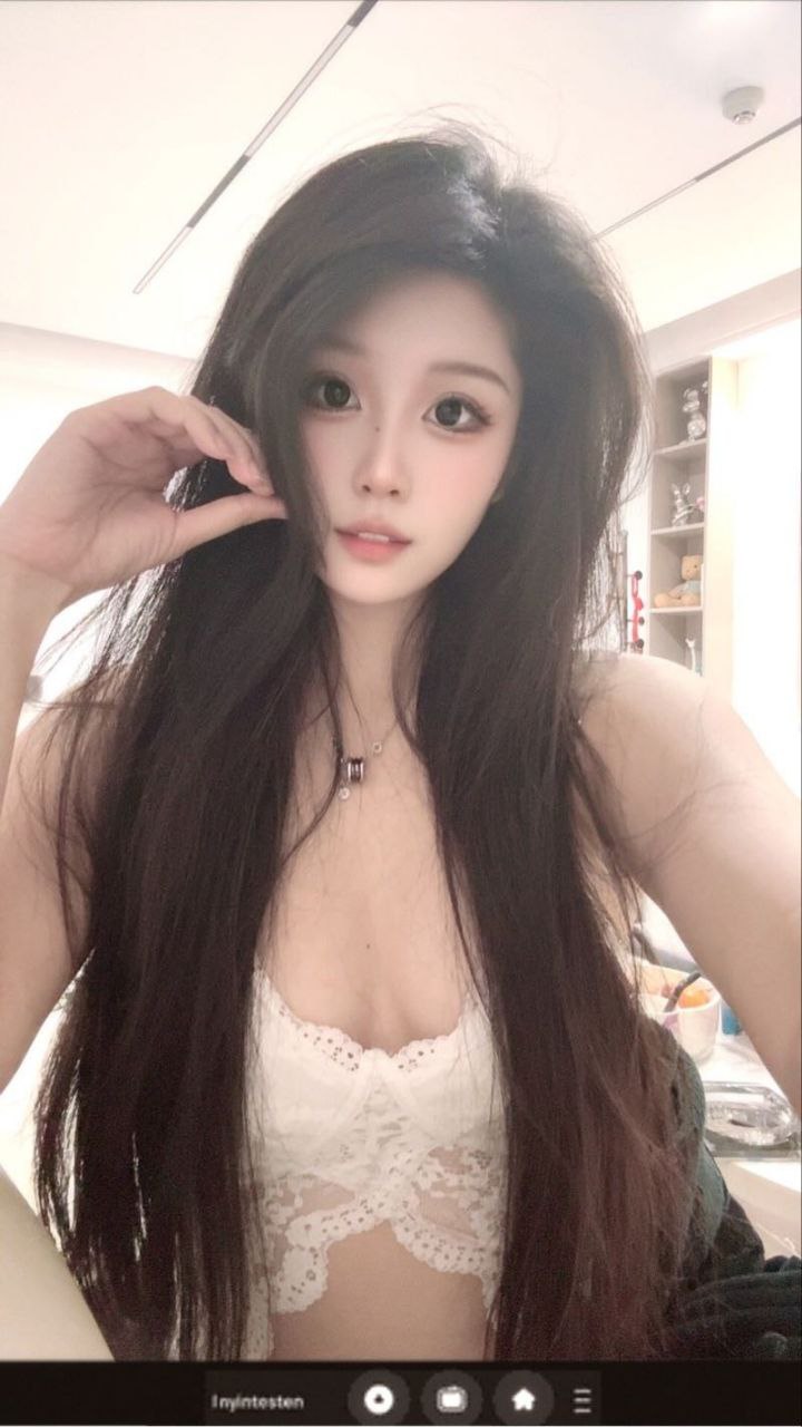 Ava